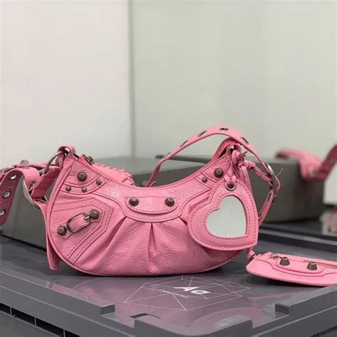 Secure Payment BALENCIAGA Clothes